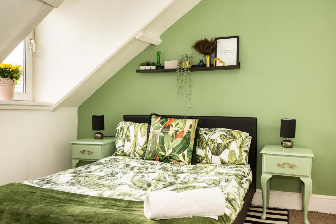 5-Bed House With Distant Sea Views In Plymouth Villa Eksteriør bilde